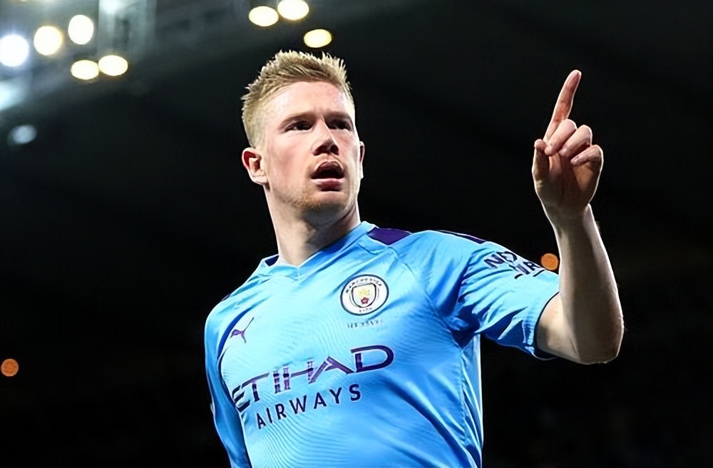 齐达内：在上海见到一个优秀的年轻人，球打得着实可以！